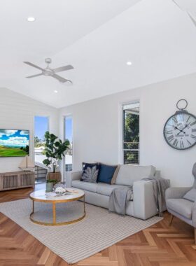 Blackbutt Fiddleback Herringbone Parquetry 2 1920x1440 1