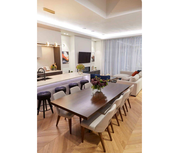 Champagne Chevron Dining Living Img 1038