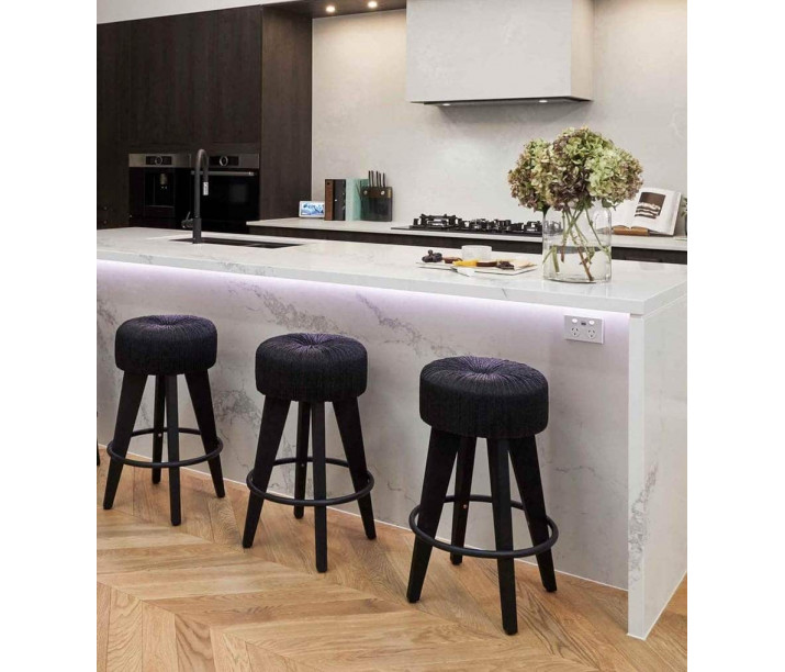Champagne Chevron Kitchen Bench Img 1036 Cropped 1