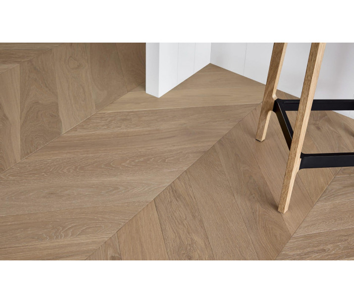 De Marque Oak Chevron Colonial Grey 2 1920x1182 1