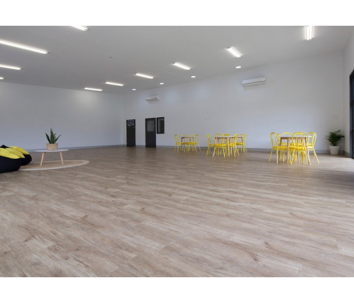 Natural Creations™ XL Flooring
