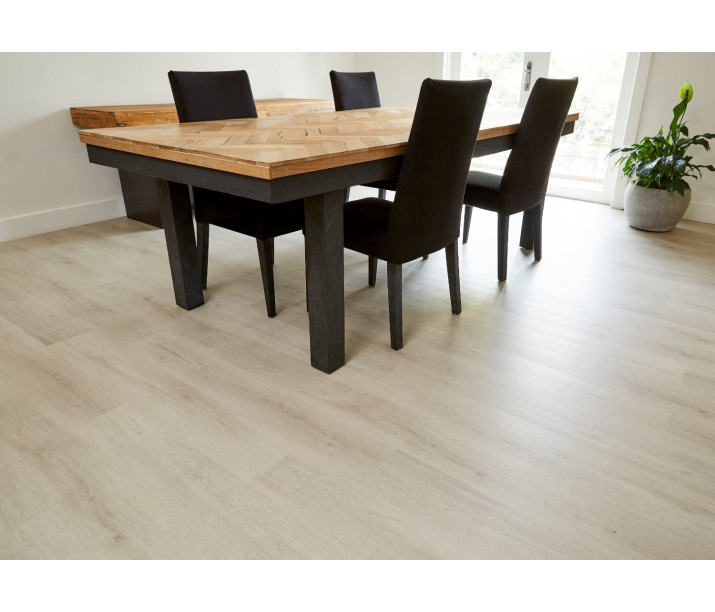 Kingswood™ 1.2 Flooring